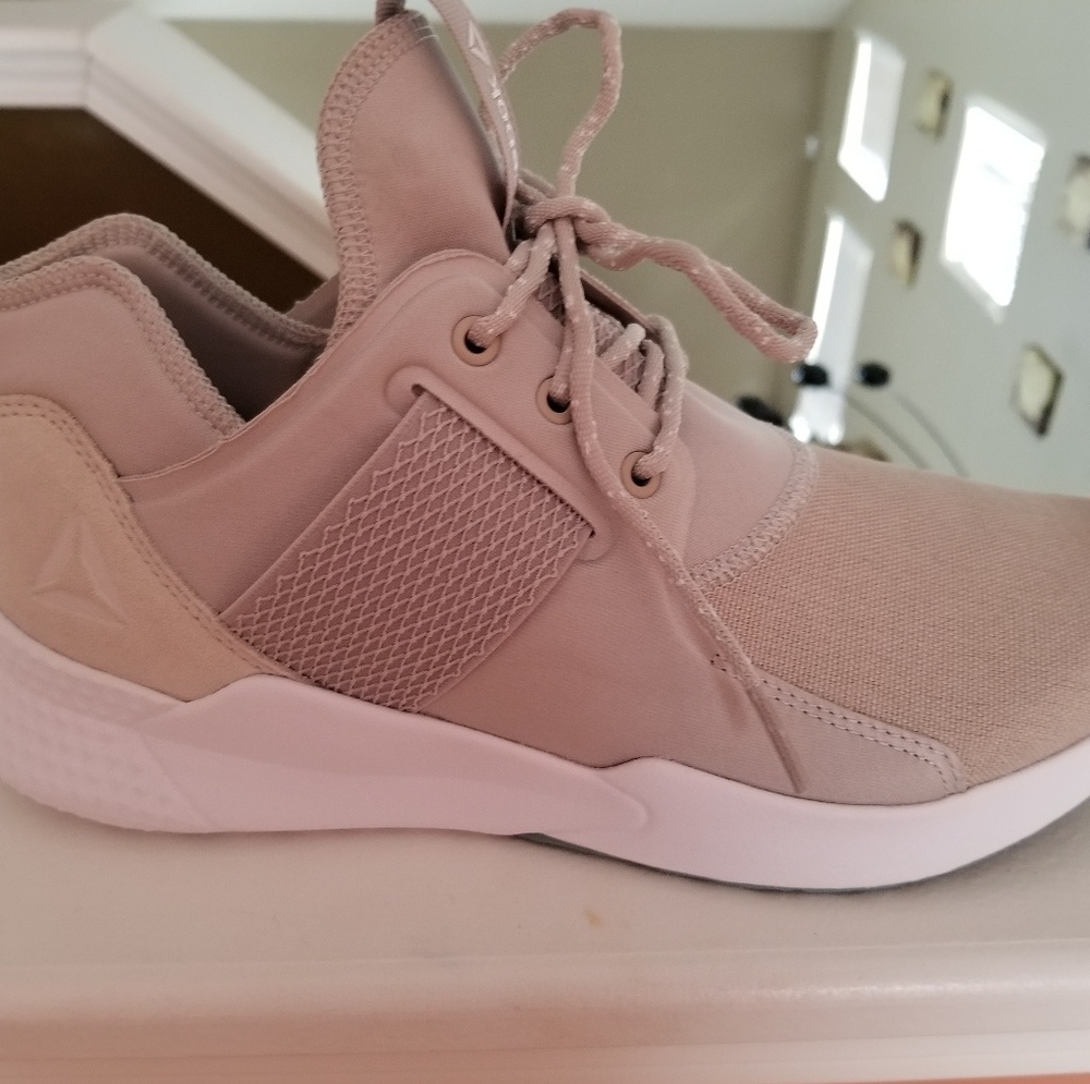 Womens Reebok Guresu 1.0